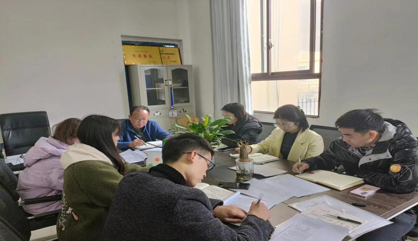 教学工作简报2024年第1期(图2) 教学工作简报2024年第1期(图2)