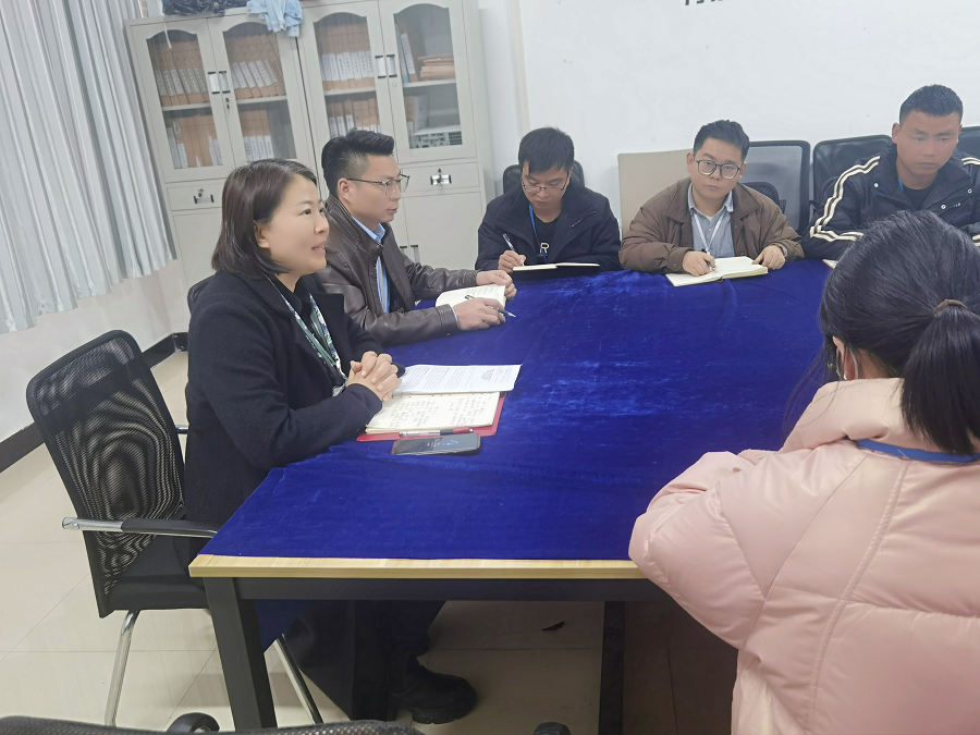 智能制造与汽车工程学院学习《新时代高校教师职业行为十项准则》(图3)