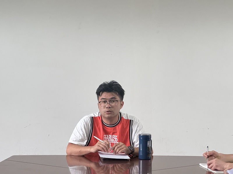 夯实理论根基•部署重点工作 ——马克思主义学院召开2025年春季学期第四次全体教师会议(图2)