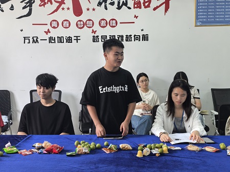 人工智能与信息工程学院召开2025届毕业生座谈会(图4)