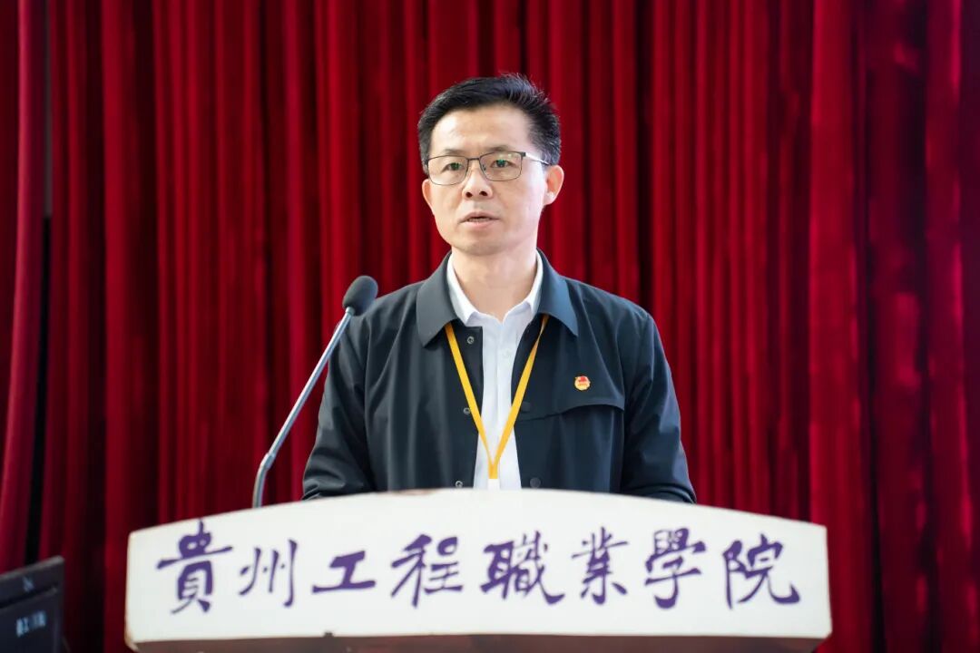 十年砥砺绽芳华·青春奋进向未来|我校召开2024年度五四表彰大会(图3)