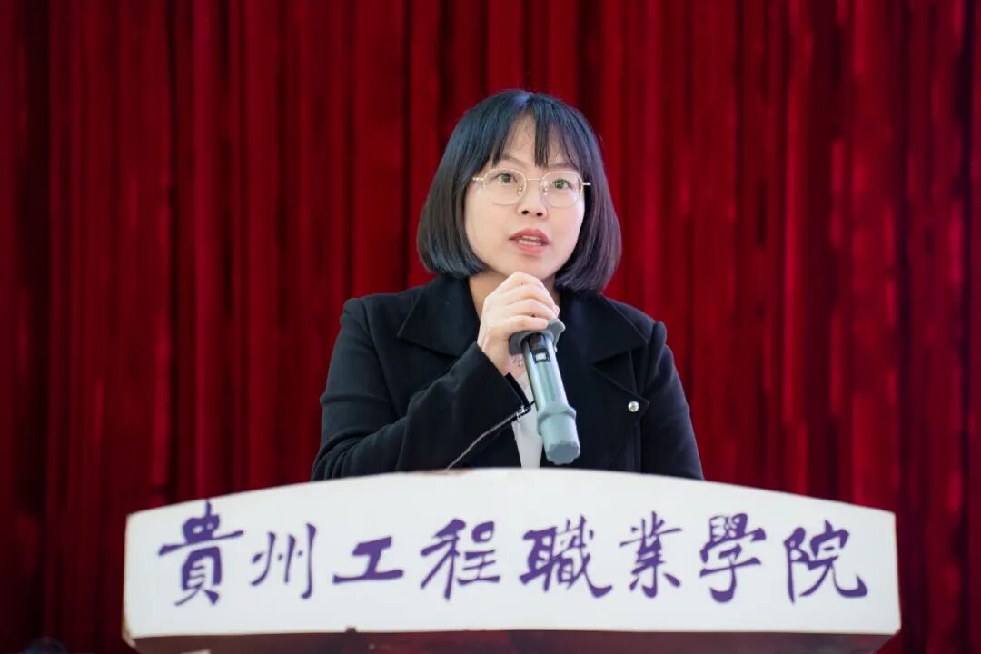 传承南丁格尔精神 共筑护理育人使命——我校举办“5・12”国际护士节活动暨授帽仪式(图9)