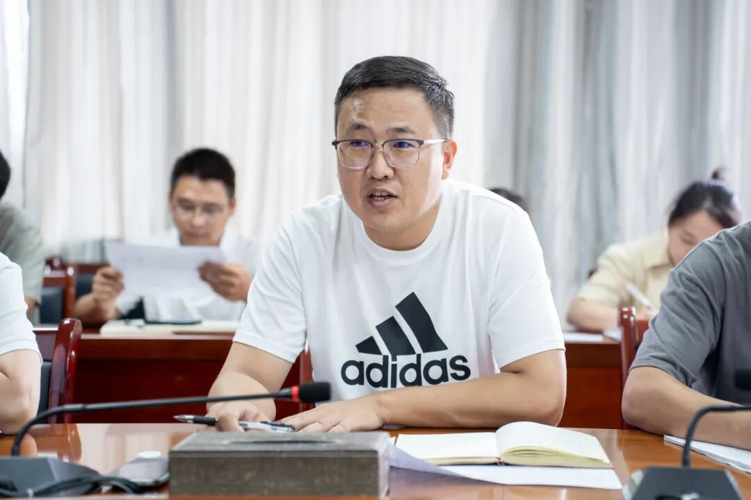 我校召开2025-2026学年第一学期第1次教学工作例会(图2)