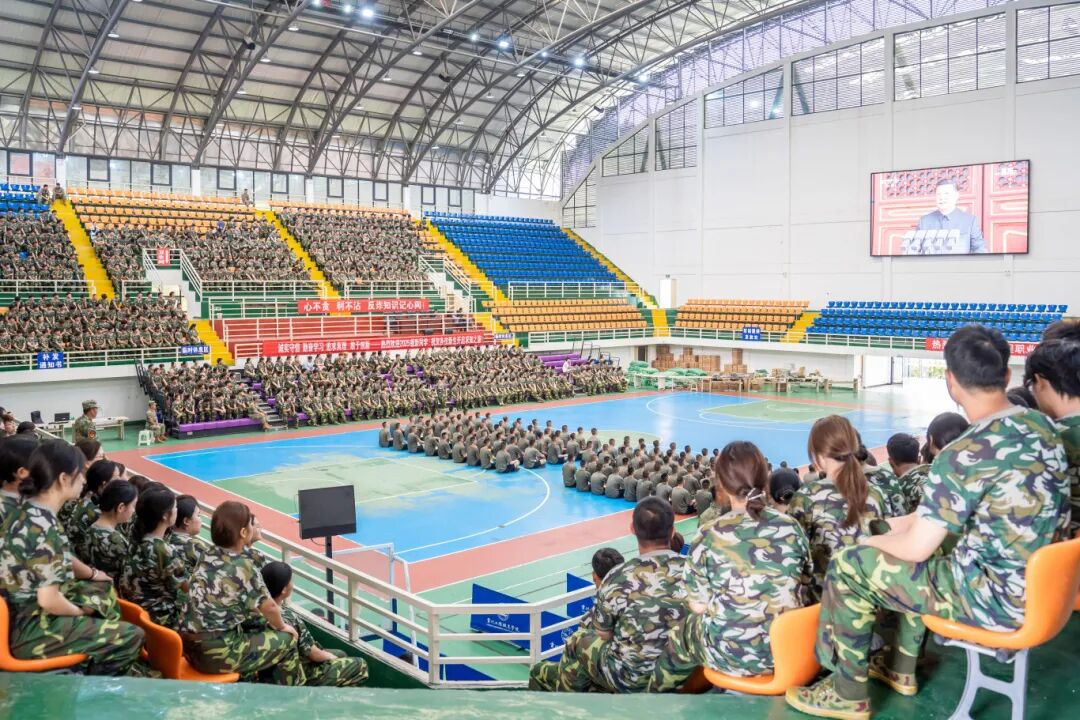 贵州工程职业学院集中收看纪念中国人民抗日战争暨世界反法西斯战争胜利80周年大会(图3)