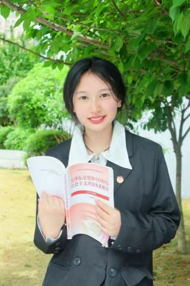 护理GZ2302班 何仙——以守拙之心 行奉献之事(图1)