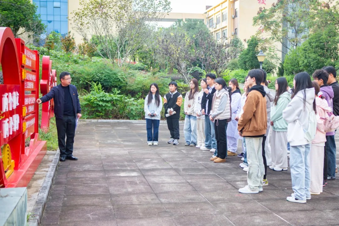一堂“行走”的户外团课，让党建文化“声”入人心(图1)