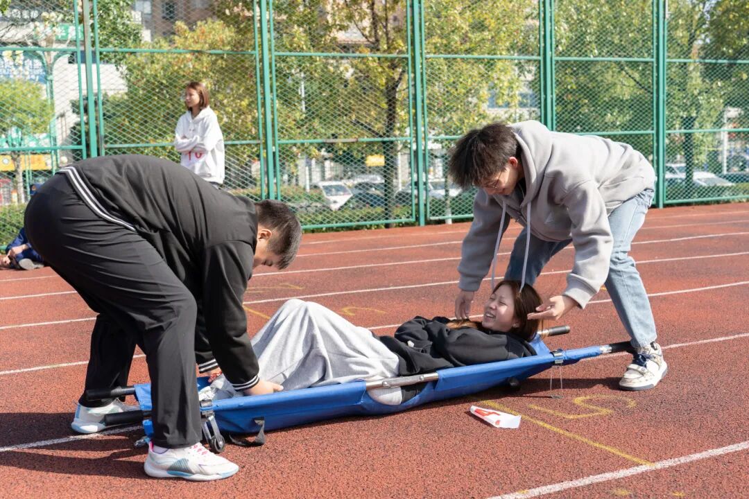 我校举办德江县第四届大学生消防技能运动会暨消防安全培训演练活动(图14)