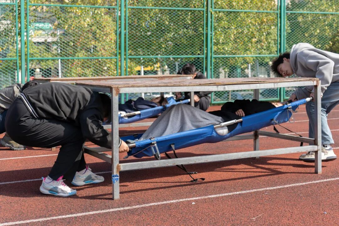 我校举办德江县第四届大学生消防技能运动会暨消防安全培训演练活动(图15)