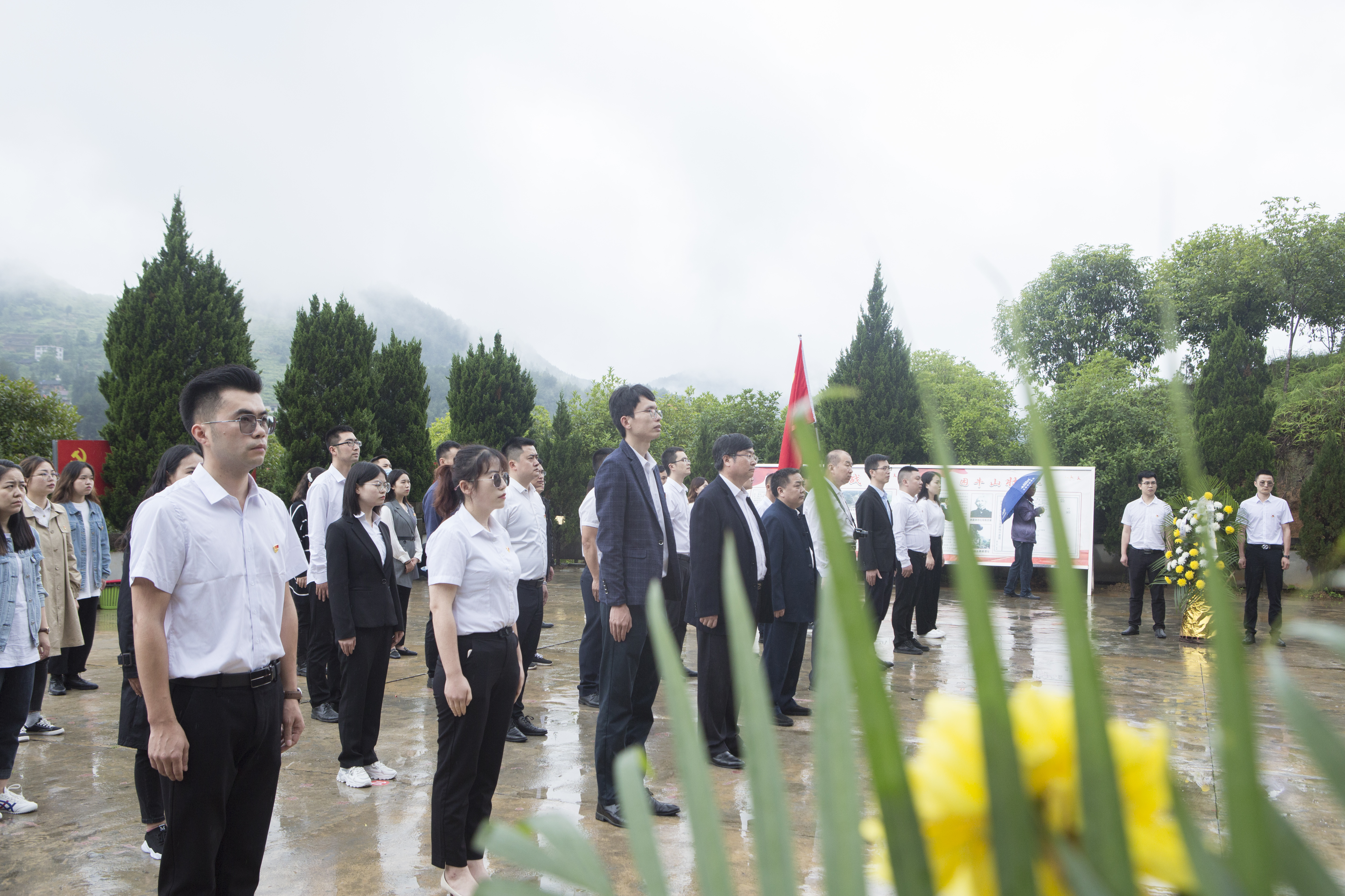 【党史学习教育】瞻仰困牛山战斗遗址 将党史铭记心间(图3)